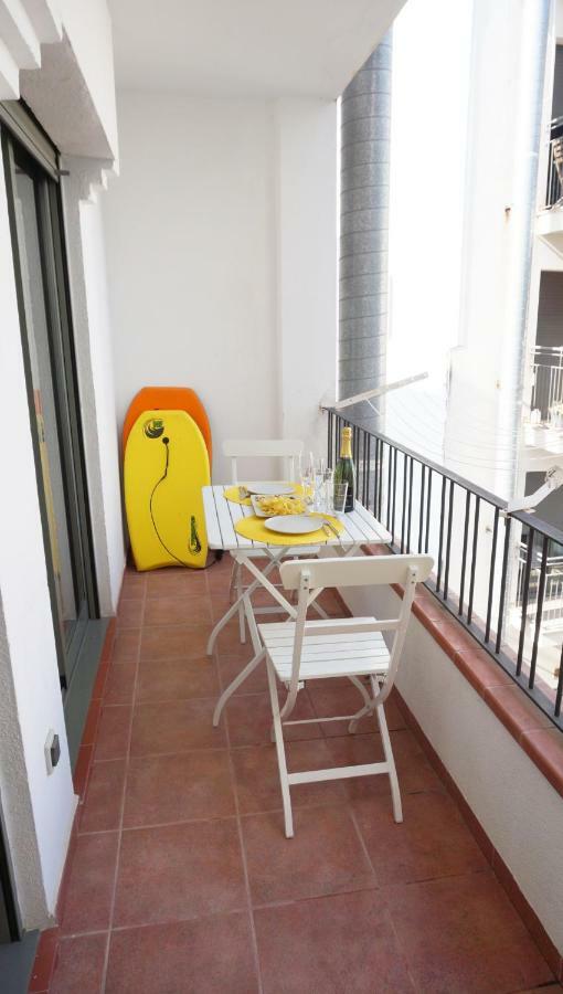 Happy Holiday Beach Home 시체스 외부 사진